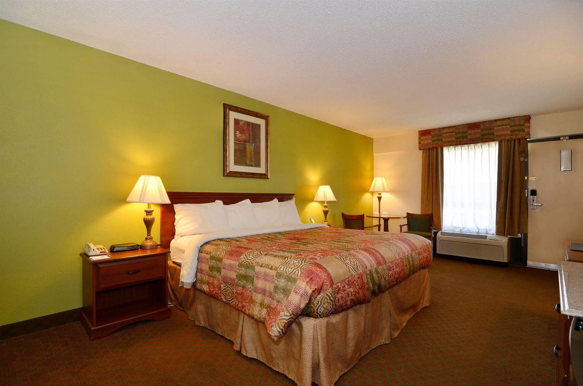 Western - Motel 3*