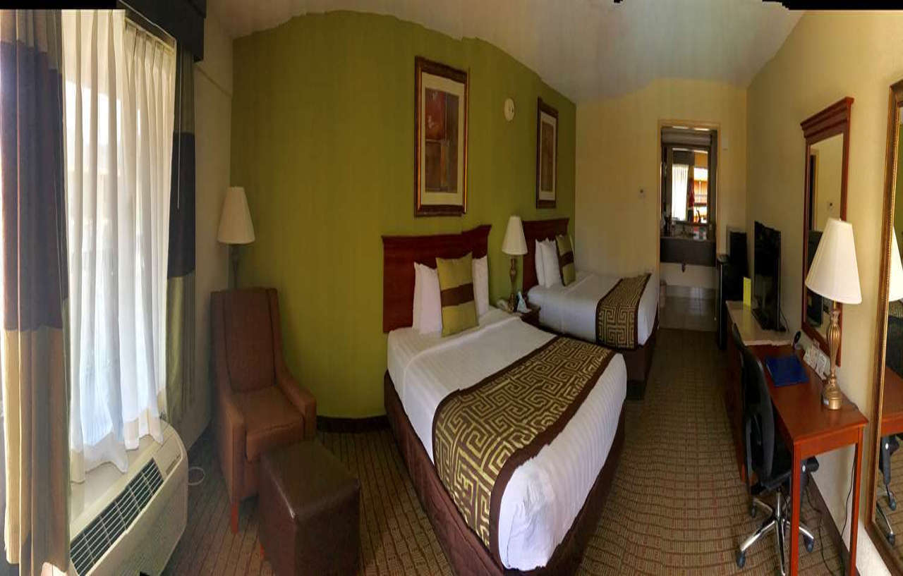 Western - 3* Fayetteville
